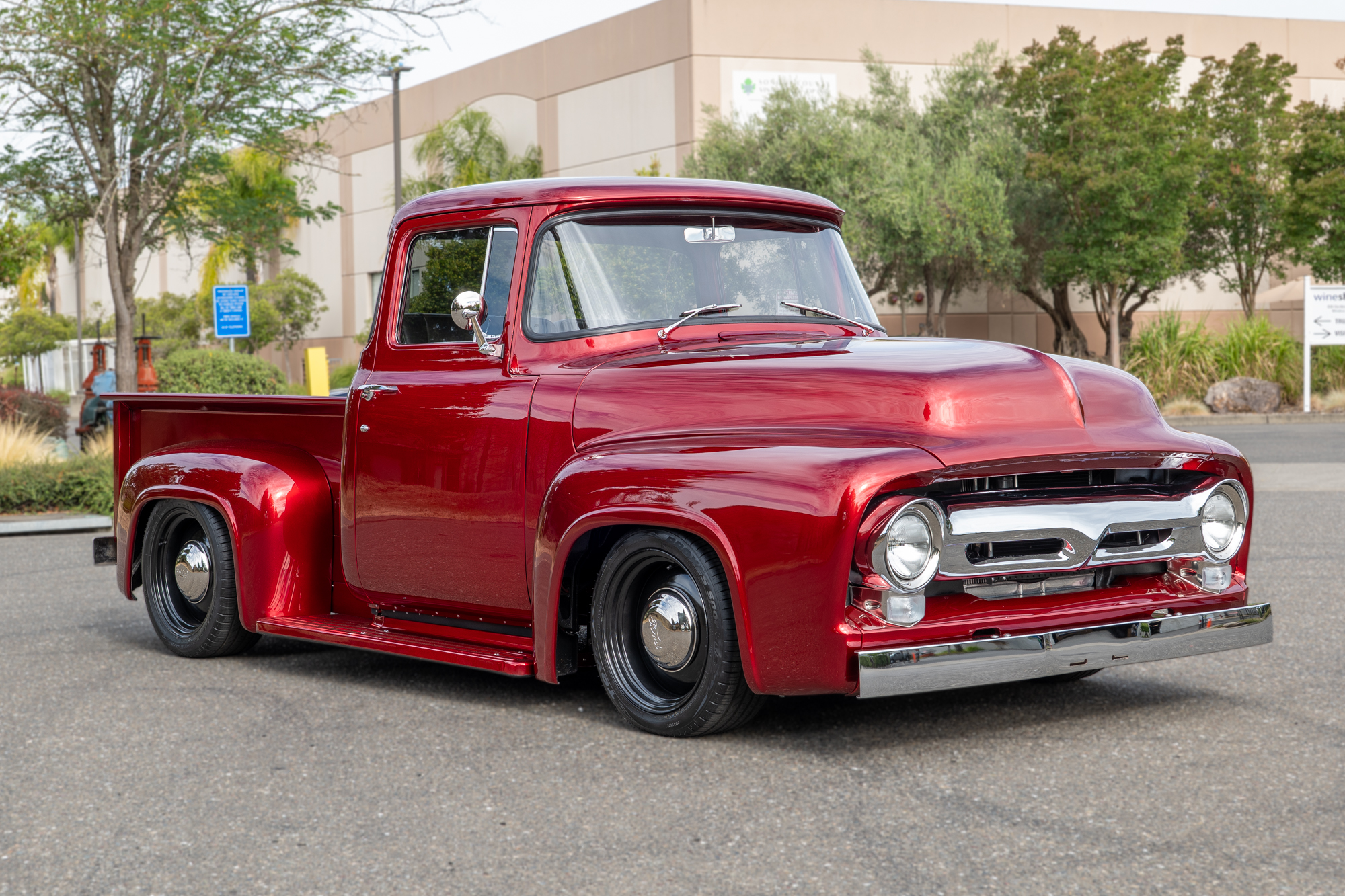 427 Stroker-Powered 1956 Ford F-100 Big Window
